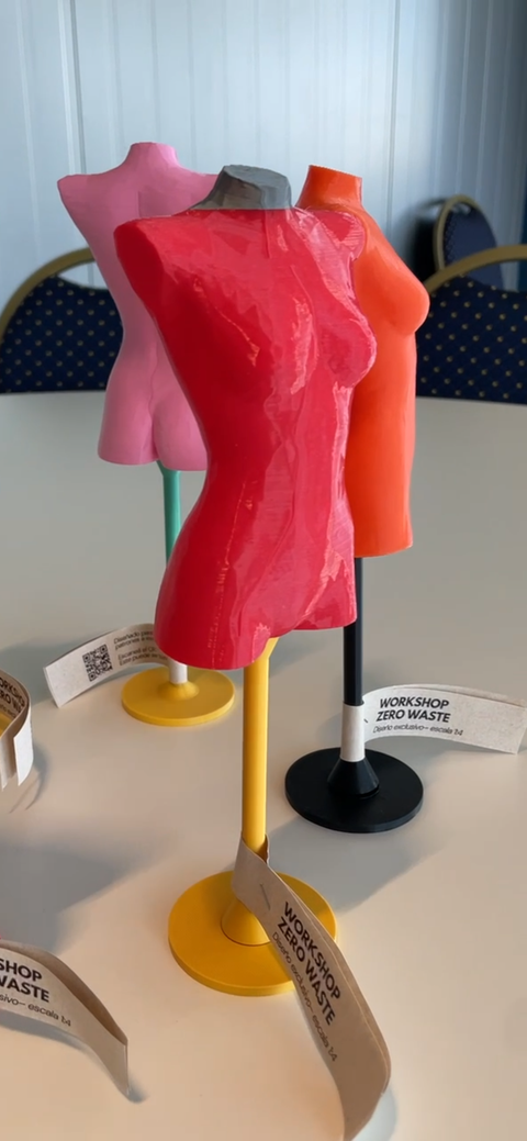 Maniquí cuerpo pequeño escala 1:4 ZERO WASTE