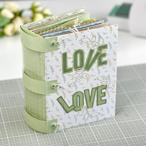 Album Love Love con kit de materiales 