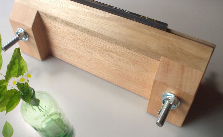 PRENSA DE FINISHING  • 25% DE DESCUENTO · en madera de Eucaliptus. Sistema de varilla roscada/ mariposas.  15 días hábiles de realización.