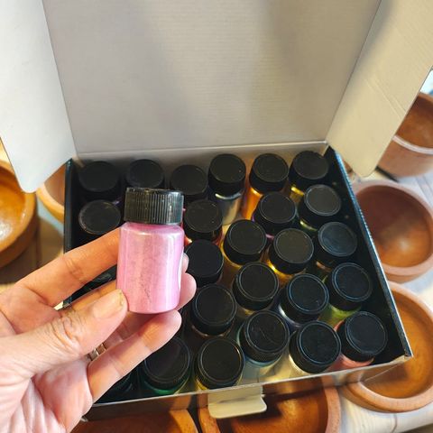Mica caja x 30 unidades colores surtidos 