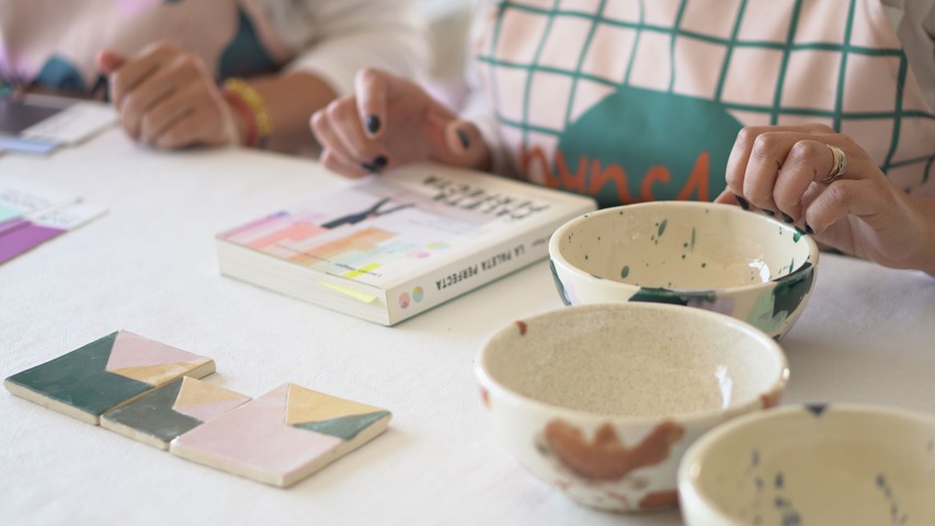 TEORíA DEL COLOR APLICADA A LA CERAMICA - ONLINE