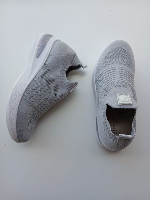 ZAPATILLAS PICCADILLY GRISES