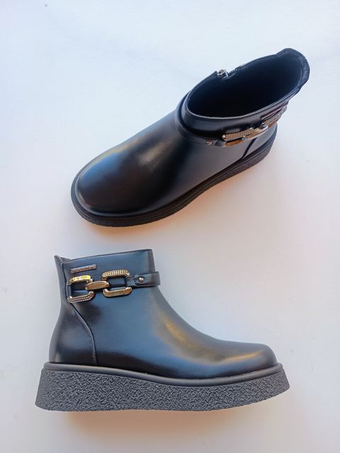 BOTA BASE LISA
