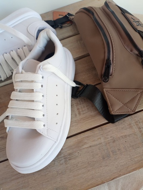 ZAPATILLAS BLANCAS