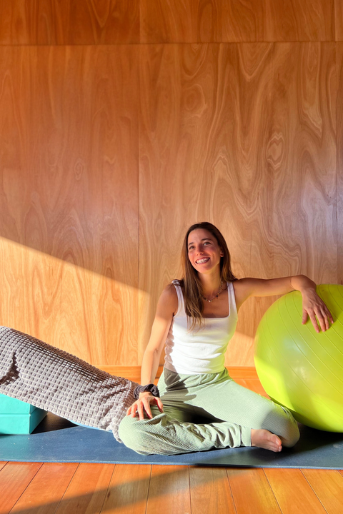 YOGA PRENATAL - Aprende a habitar tu cuerpo