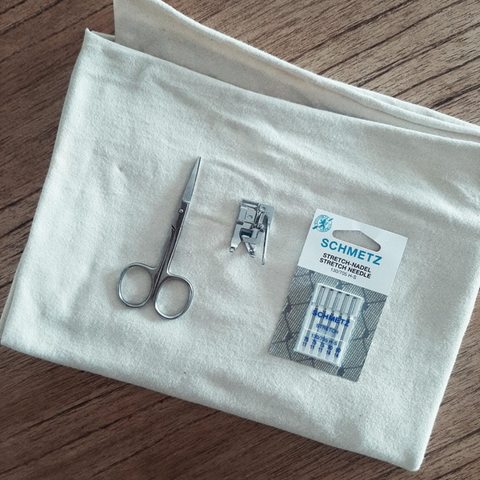 Guía completa sobre AGUJAS para la confección de lencería y trajes de baño