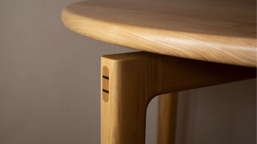 Mesa de madera redonda comedor