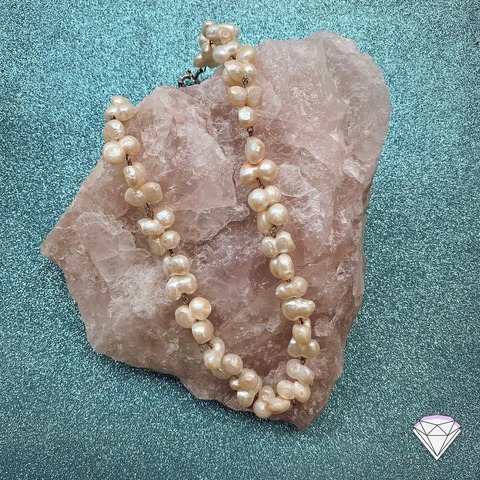 Collar de perlas naturales