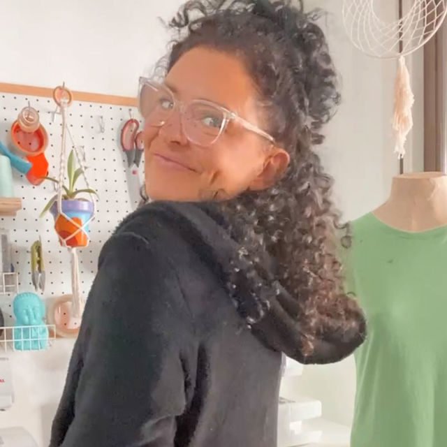 tapado oversize con solapa y capucha