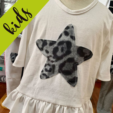 remerita con volado y aplique para kids