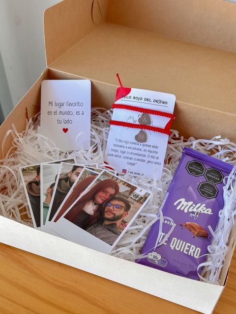 Box Clásico con Pulseras Estampadas 