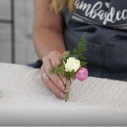 ¡Aprendé a hacer un Boutonnier! (Gratis)