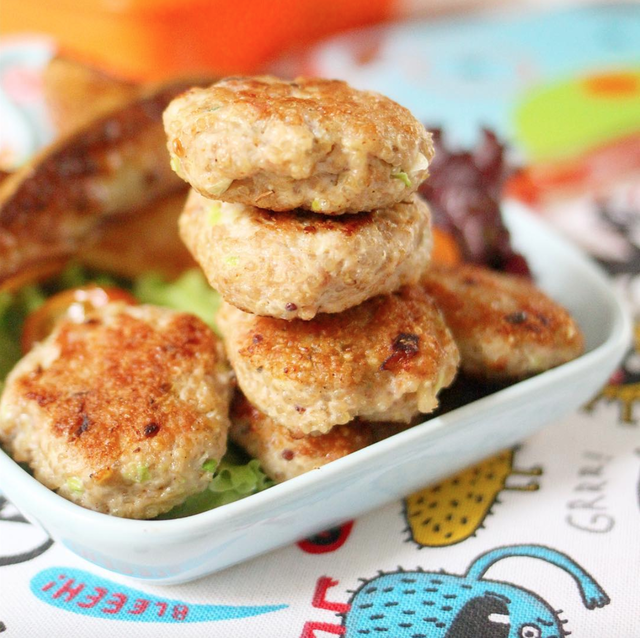 Hamburguesas de pollo y quinoa