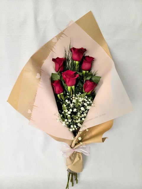 Ramo Abanico de 6 rosas Rojas Ecuatorianas ( consultar por colores opcionales )