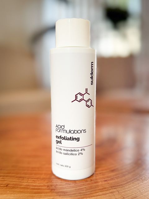 Gel Exfoliante Ácido Salicílico Mandélico Facial Corporal