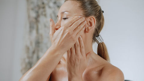 El arte de los masajes faciales: belleza, colágeno y bienestar en una sola técnica