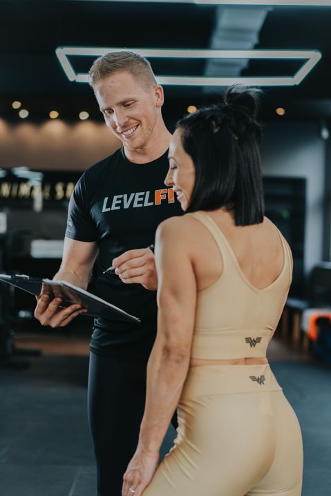 PERSONAL TRAINER E INSTRUCTORADO EN MUSCULACIÓN + NUTRICIÓN