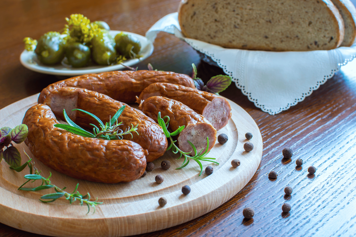CHORIZOS ARTESANALES SIN CONSERVANTES ARTIFICIALES NI EXTENSORES
