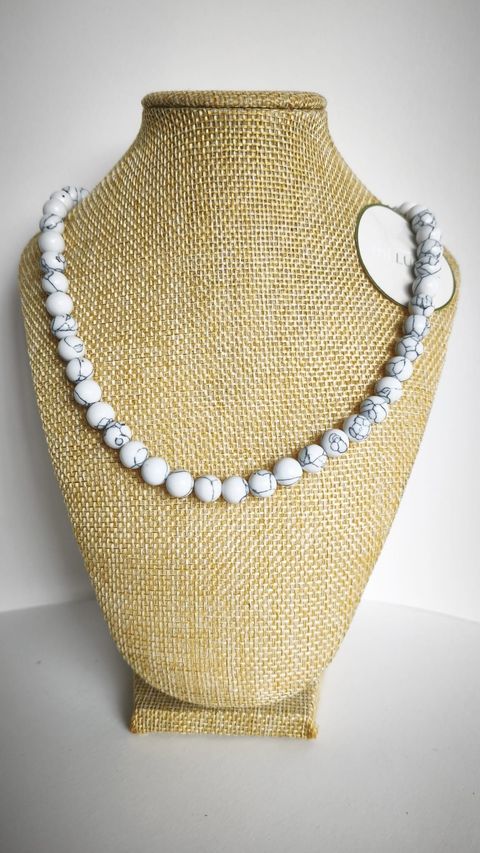 COLLAR HOWLITA DE 55CM+5CM
