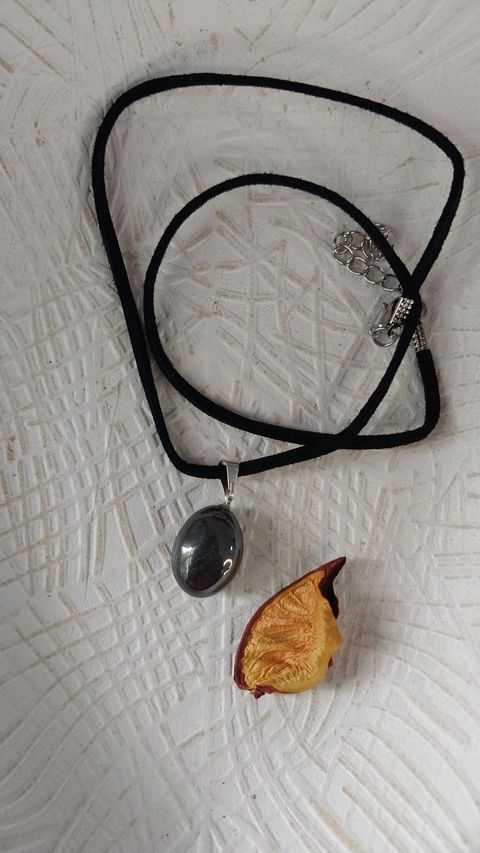 Conjunto cordon y dije de Hematite