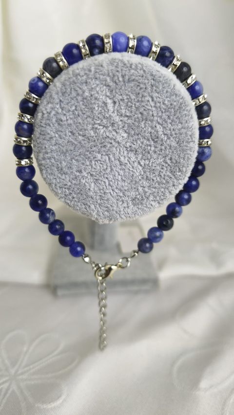 PULSERA SODALITA Y DIJES