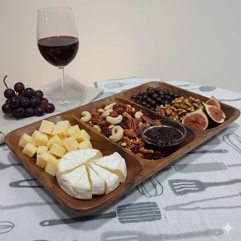 Copetinero de madera rectangular con tres reparticiones