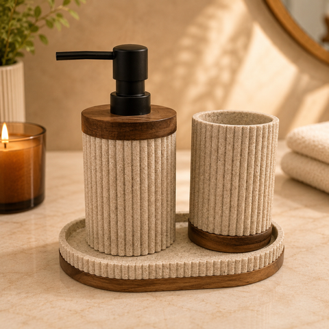 Set de Baño 3 Piezas con Textura Acanalada | Dispenser, Vaso y Bandeja en Tono Arena y Madera