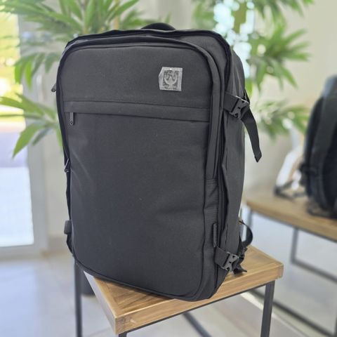 Mochila de viaje Unicross- Negra