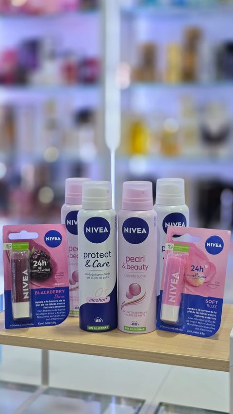 Combo Nivea Para Ella | 2 antitranspirantes Protect & Care + 2 Pearl & Beauty 150 ml + 2 bálsamos labiales