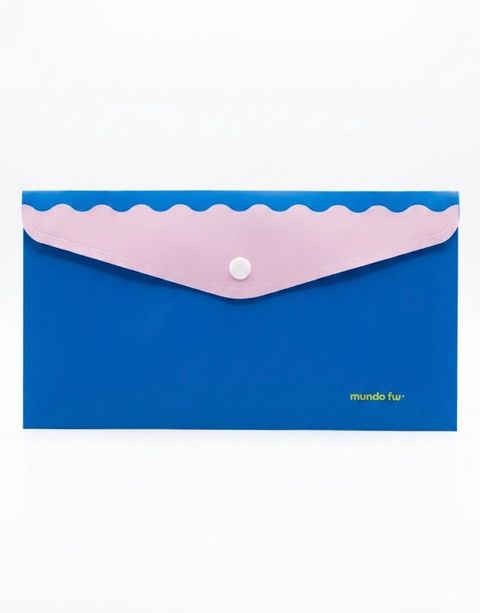Sobre FW A4 azul con diseño