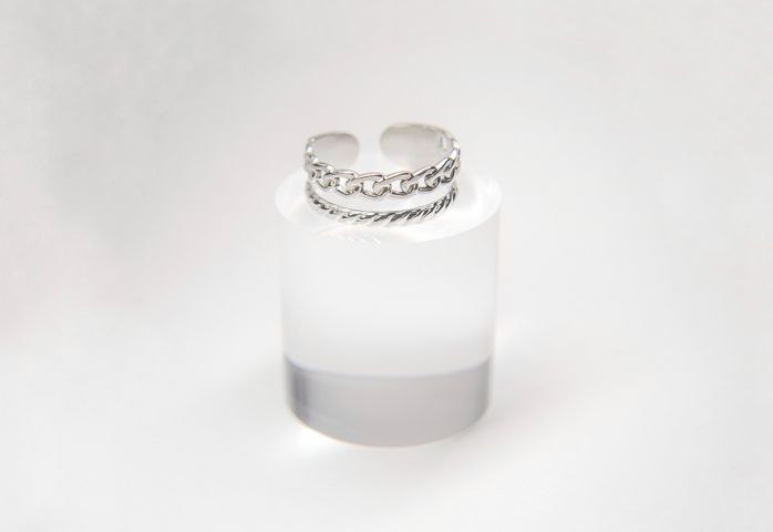 Anillo Plateado Trenzado 