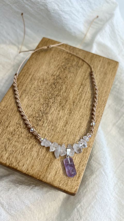 Collar Calma Violeta