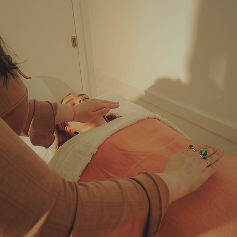 Sesión De Reiki Presencial | Pausa & Reconexión