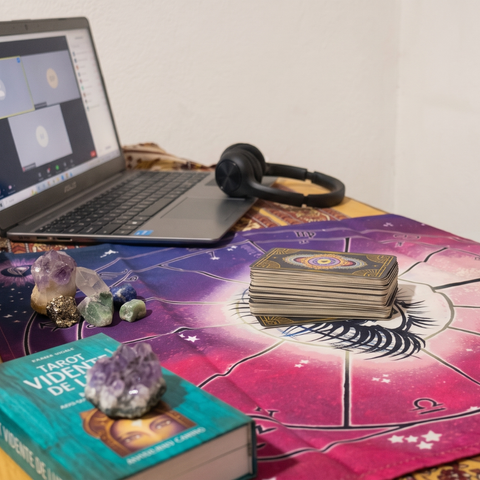 Tarot online via Meet 50'