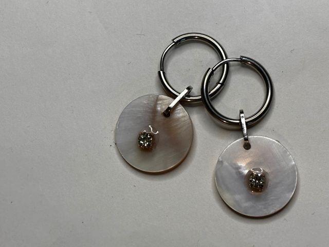 Caravanas Nácar y Strass