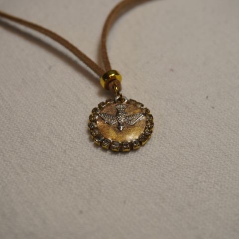 Collar Espíritu Santo.